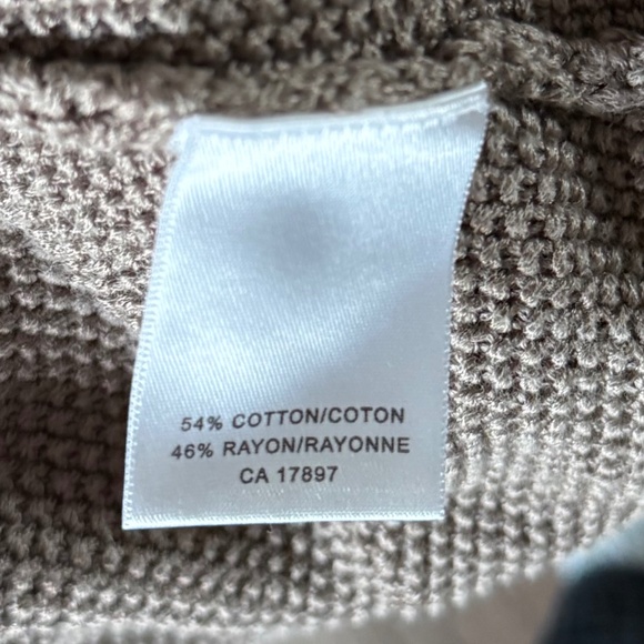 Banana Republic | Taupe Knit Cardigan | Size Small | Snap Button - Picture 7 of 7